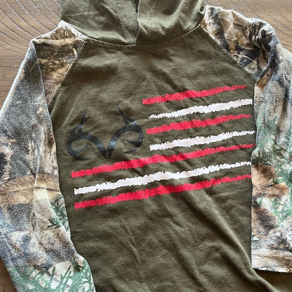 RealTree Camo Hoodie - Picture 2 of 3